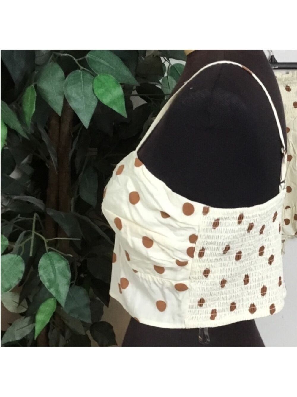 SO twisted front cropped top Woman’s Juniors size XXL ivory ginger - Picture 3 of 13